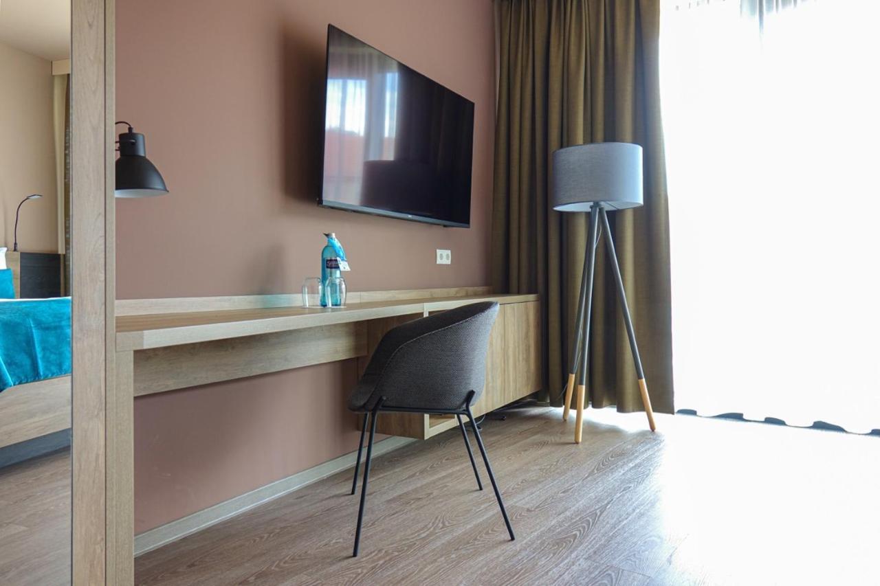 H24 Stadthotel Bernau Бернау Экстерьер фото