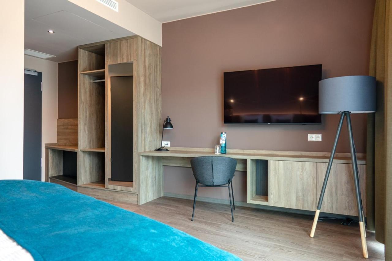H24 Stadthotel Bernau Бернау Экстерьер фото
