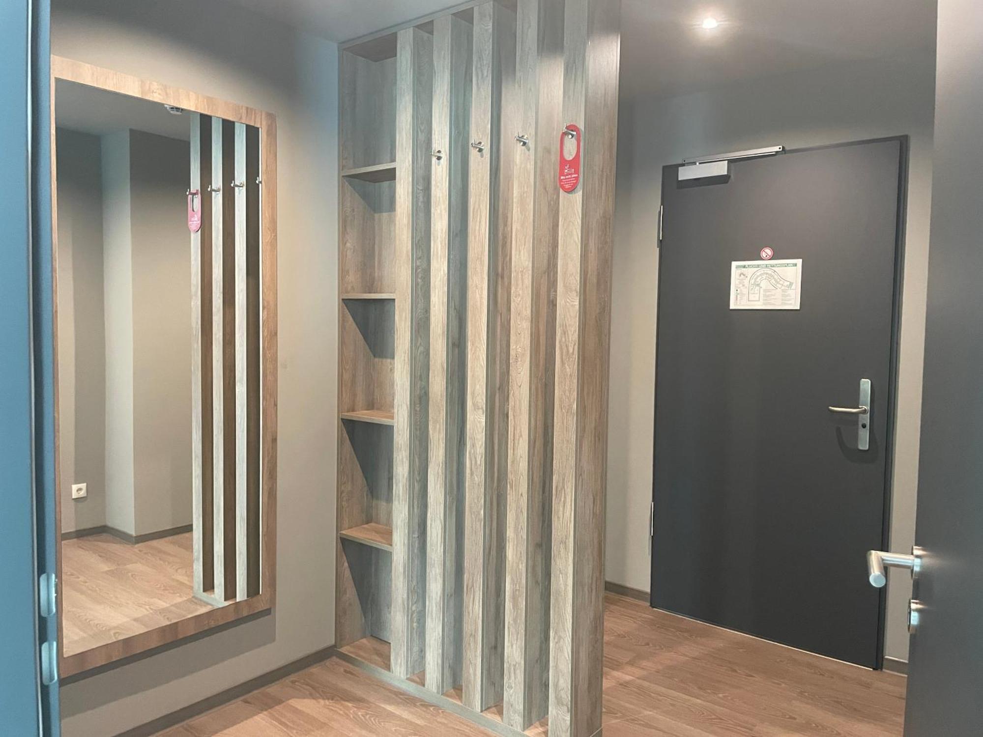 H24 Stadthotel Bernau Бернау Экстерьер фото