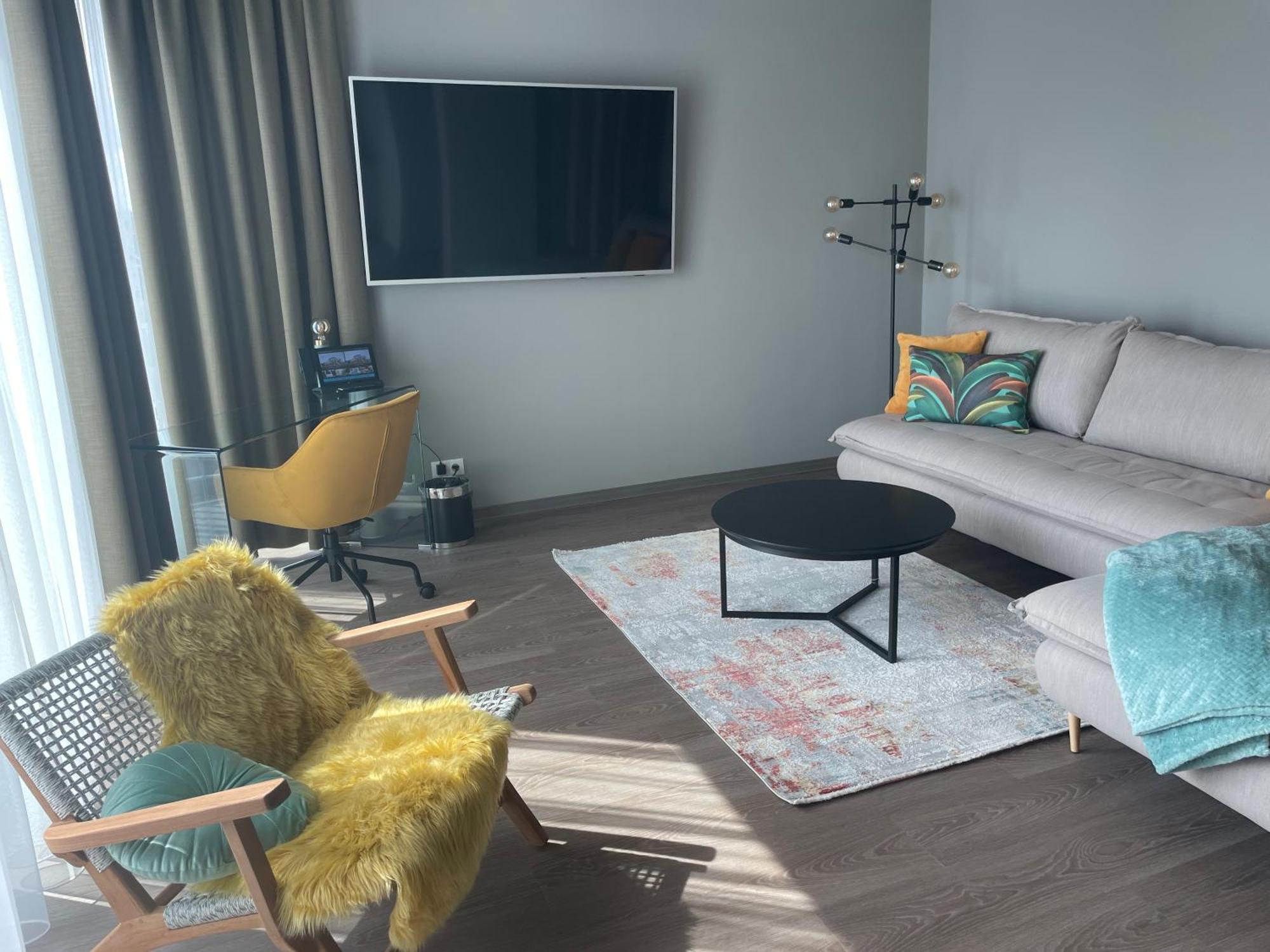 H24 Stadthotel Bernau Бернау Экстерьер фото