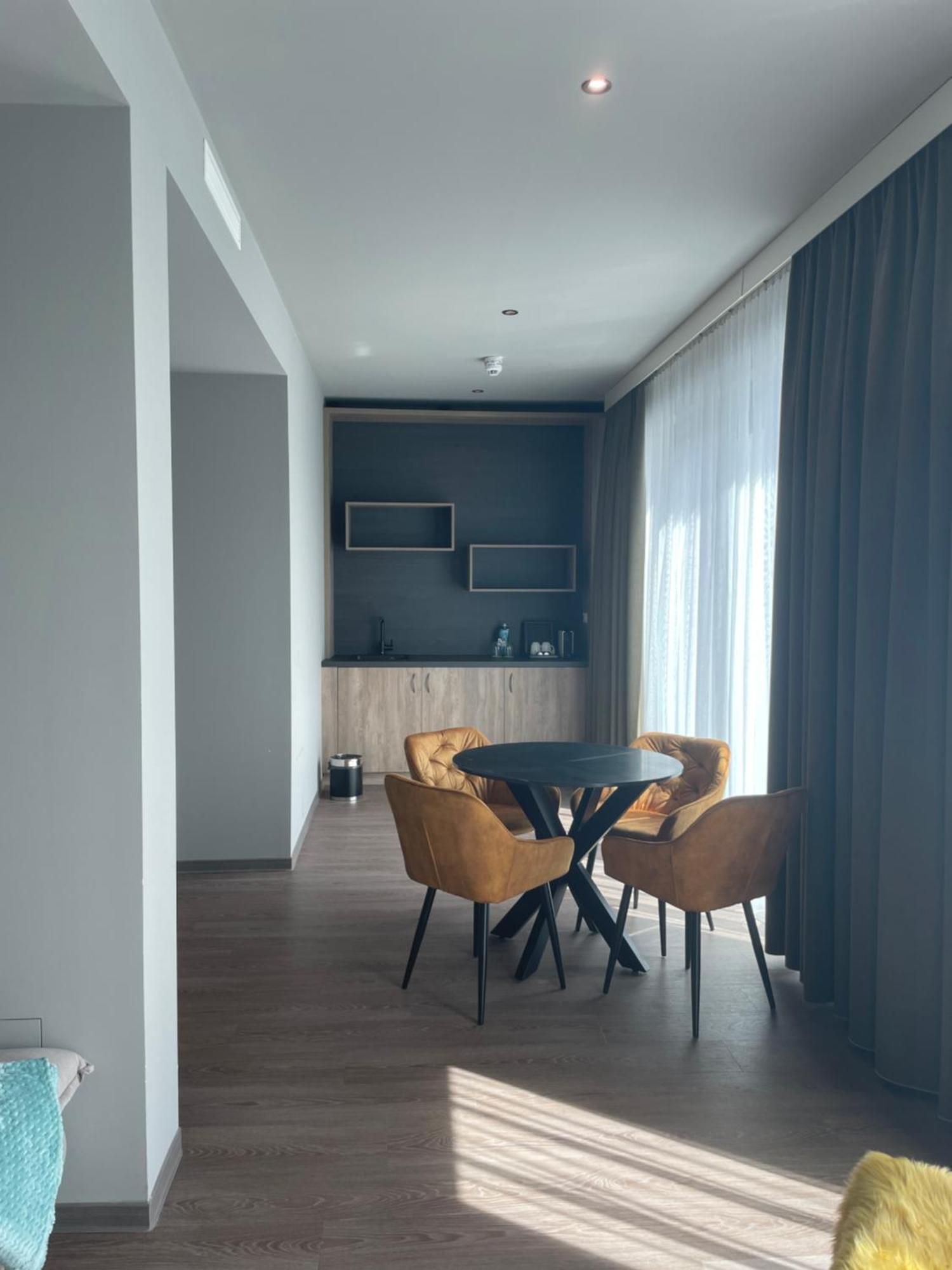 H24 Stadthotel Bernau Бернау Экстерьер фото