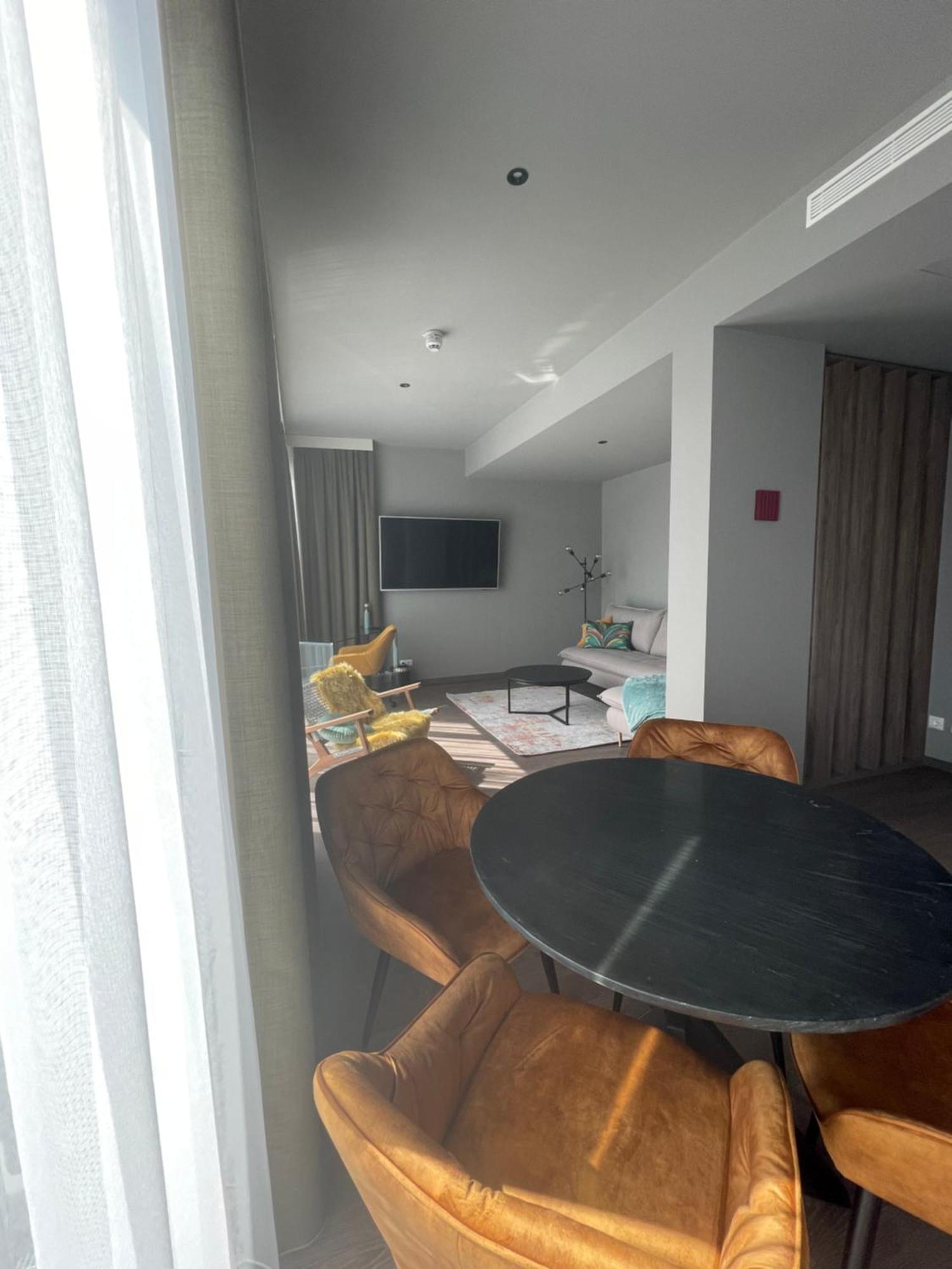 H24 Stadthotel Bernau Бернау Экстерьер фото
